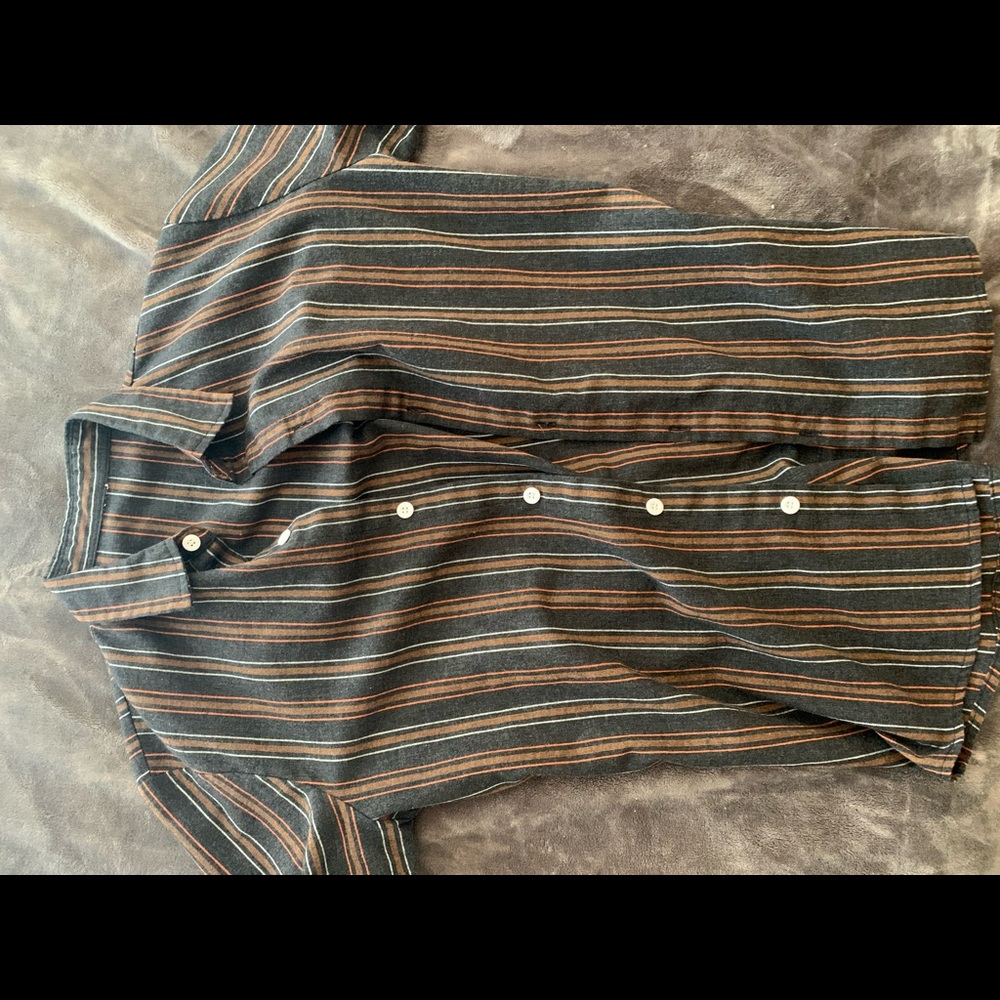 Multi color burton up shirt